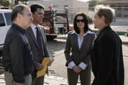 (v.l.n.r.) Jason Gideon (Mandy Patinkin); Aaron Hotchner (Thomas Gibson); Emily Prentiss (Paget Brewster); Evan Abby (Tom Schanley)