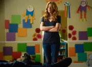 Julia (Rachelle LeFevre) und Big Jim sollen im Auftrag von Hektor, ein angebliches Heilmittel an ihren Freunden testen - mit welchen Folgen?