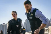 Maggie Bell (Missy Peregrym, l.); Omar Adom 'OA' Zidan (Zeeko Zaki, r.)