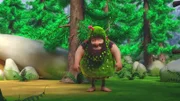 Ein seltsames Waldwesen freundet sich mit Törtchen an. Doch viele im Dorf wollen den Fremden jagen, weil sie ihn für ein Monster halten.