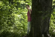 Wovor ist Olivia (Holly Geddert) auf der Flucht?