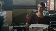 Was bringt Joe (Colin Ford) wirklich dazu, für die Gemeinschaft zu arbeiten?
