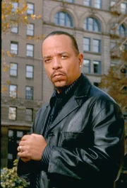 Detective Odafin Tutuola (Ice-T)