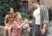 Kiki (Thuy-Anh Cao), Tobias (Tim Küchler) und Uwe (Lennardt Krüger).