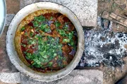 Ein indisches Gericht mit hoheitsvollem Hintergrund: Das Ziegenfleisch mit Piment und Koriander wurde einst nach der königlichen Jagd serviert.