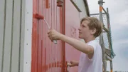 Jona sieht rot beim Anstrich!