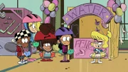 L-R: Casey, Nikki, Sameer, Ronnie Anne, Becky  +++