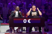 Rateteam-Kapitän Elton (r.) und der Fernsehkoch Nelson Müller (l.) bilden ein Rateteam.