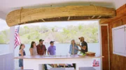 Das Haus der Wards ist von 1992, liegt direkt am See und ist das absolute Traumhaus der Familie! Doch sie unterschätzten die Renovierung und brauchen dringend Hilfe von Jenny und Dave, damit ihre Vision endlich Wirklichkeit wird.