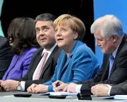 Die GroKo kommt - und wird zum Wort des Jahres 2013. Von links: Sigmar Gabriel, Angela Merkel und Horst Seehofer.