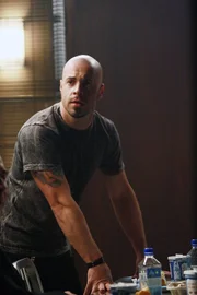 Machiavelli Taylor (guest star, Chris Daughtry)