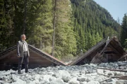 NZZ Format Wie sicher sind die Alpen? Warum der Klimawandel für immer mehr Bergstürze sorgt Mann in den Bergen