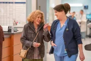 L-R: Dee Dee Rescher as Ruth, Allison Tolman as Alex.