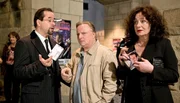 Ermitteln hinter den Kulissen der Schlager-Szene: Staatsanwältin Wilhelmine Klemm (Mechthield Großmann), Prof. Karl-Friedrich Boerne (Jan Josef Liefers) und Kommissar Frank Thiel (Axel Prahl, M).