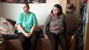 Für Brigittes Tochter Nicole läuft es grade eher bescheiden. Erst hat sie durch ihre gesundheitlichen Probleme ihren Job als Reinigungskraft verloren. Jetzt ist auch noch der Bildschirm der leidenschaftlichen Gamerin kaputt.