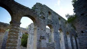 Jahrtausende alt und sagenumwoben: Die Ruinen von Butrint. Hier herrschten Phönizier, Griechen und Römer.