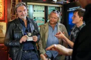 "Soko Donau", "Alles wird gut." Helmuth und Carl ermitteln in Linz. Im Bild (v.li.): Stefan Jürgens (Carl Ribarski), Gregor Seberg (Helmuth Nowak), Veljko Veljkovic (Boris).