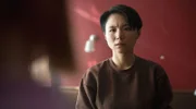 Shen Bo (Yun Huang) stammt aus Shanghai. Als Psychiaterin nimmt sie an einem Ärztekongress in Dortmund teil. Doch was führt sie ausgerechnet unmittelbar in die Nähe der Haiden Villa?