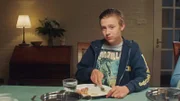 Kees (Ole Kroes) ist verknallt in Floors Freundin Tamara.