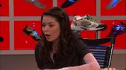 Carly Shay (Miranda Cosgrove)