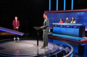 Moderator Alexander Bommes (M.) mit den Kandidaten: Lucio Rapisarda (l.), Birthe Buhk (3.v.r.), Ronny Wulff (2.v.r.) und Tamara Pesch (r.).