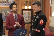 Al (Adhir Kalyan, l.); Riley (Parker Young, r.)