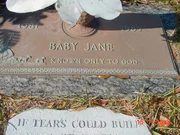 Alicia Ann Heinrichs (Baby Jane) Grab