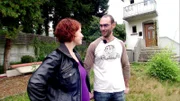Bianca und Geri träumen vom großen Familienglück in den eigenen vier Wänden. Deswegen ergattern sie kurzentschlossen ihr Traumhaus: zwar sanierungsbedürftig, aber günstig und mit Charme. Doch das vermeintliche Schnäppchen frisst dem jungen Paar fast die Haare vom Kopf.