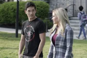 Noah (Ken Kirby, l.); Lauren Strucker (Natalie Alyn Lind, r.)