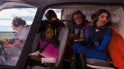 Schwoz (Michael D. Cohen, l.), Charlotte Page (Riele Downs, 2.v.l.), Henry Hart (Jace Norman, 2.v.r.), Phoebe Thunderman (Kira Kosarin, r.)