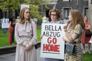 L-R:  Alice (Sarah Paulson), Rosemary Thomson (Melanie Lynskey), Pamela (Kayli Carter)
