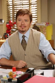 Dr. Fulton (Dave Foley) Dr. Fulton (Dave Foley)