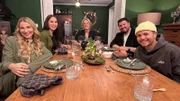 v.l.n.r.: Ana (@anajohnson), Katharina (@two.moms.one.journey), Gastgeberin Tina (@tinas_homeandgarden), Ramin (@lass_ma_kochen) und Robin (@transjoyboy)