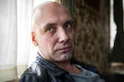 Nicolae (Zachary Baharov)