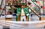 Die Protest‐Oper "Lauratibor" in Berlin Kreuzberg thematisiert den Ausverkauf der Stadt. Sänger Johannes Held gibt den Investor Maximilius Profitikus.