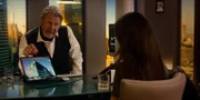 Als Brancheninsider und Feind ihres Ex-Mannes ist Michael Beskow (Rolf Lassgård) der Einzige, der Hermine (Agnes Kittelsen) helfen kann finanziell unabhängig zu werden. Doch seine Hilfe hat einen Preis.