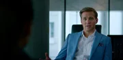 Damit hätte der smarte Henrik (Tobias Santelmann) nicht gerechnet. Das Gespräch mit seinem Überraschungsgast nimmt eine ungeahnte Wendung.