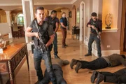 CAST: Jon Seda as Antonio Dawson, Laroyce Hawkins as Kevin Atwater, Patrick John Flueger as Adam Ruzek, Elias Koteas as Alvin Olinsky