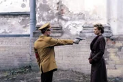 Ulrich Matthes (Joseph Goebbels), Corinna Harfouch (Magda Goebbels).