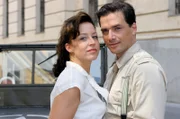 Nina Proll, Matthew Settle.