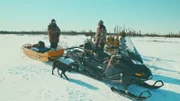 Emilie und Gilbert bereiten sich auf den Tag der Entenjagd vor.