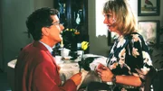 Gregor (Santiago Ziesmer) macht Ilse (Christiane Reiff), die Freigang hat, einen romantischen Heiratsantrag. Ilse kann ihr Glück nicht fassen.
