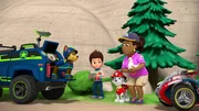 L-R: Chase, Ryder, Marshall, Mayor Goodway, Chickaletta