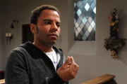 Jamal (Simon Pearce)