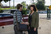 Dustin (Jon Foster, l.); Michelle Blake (Liv Tyler, r.)