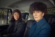 Eve Polastri (Sandra Oh, l.); Carolyn Martens (Fiona Shaw, r.)