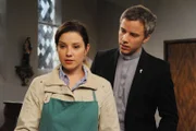 Kira (Mareike Lindenmeyer, l.); Martin (David Paryla, r.)