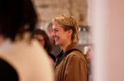 Eva Kaiser ist das erste Mal bei dieser Dating-Veranstaltung. Sie hofft, dort Menschen kennenzulernen, die die gleichen Werte teilen, wie sie selbst.