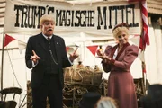 Schon im Wilden Westen machen Trumps Vorfahren (Max Giermann) dubiose Geschäfte.