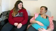 Tiffany (li.) und Freundin Daria, bei der sie zur Zeit wohnt